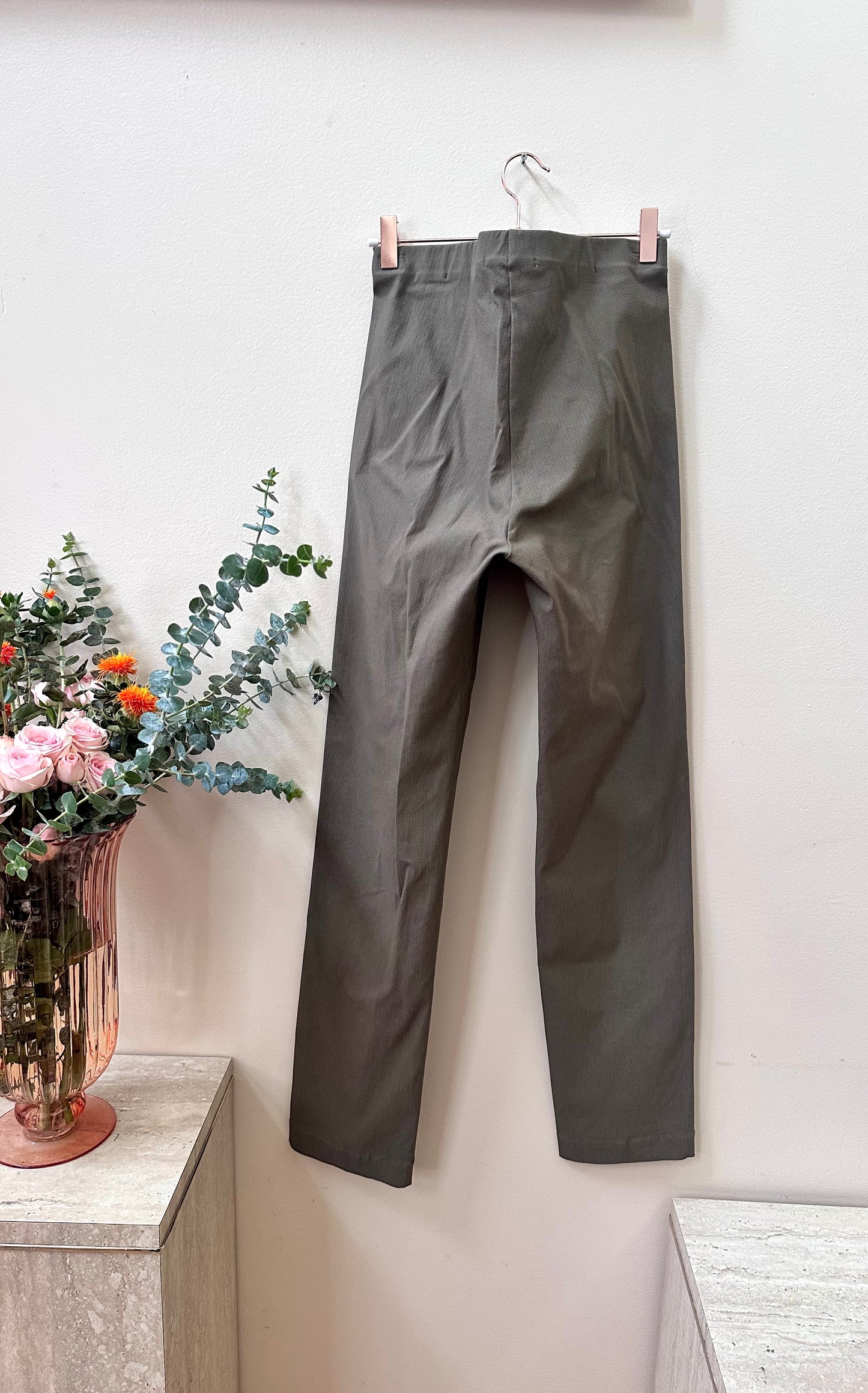 Franne Golde Classic Tapered Ankle Pant